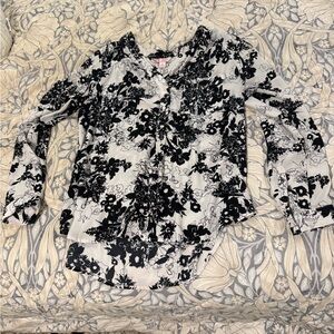 Candie's Black and White Floral Button-Down Blouse